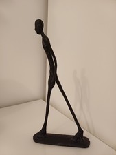 Abstrakte Skulptur nach