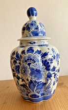 Delfter Deckelvase Porzellan