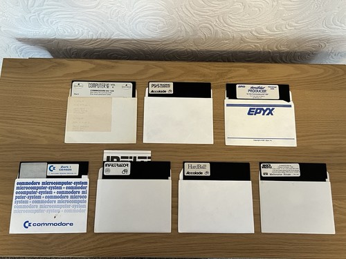 Commodore c64 diverse - x, 64