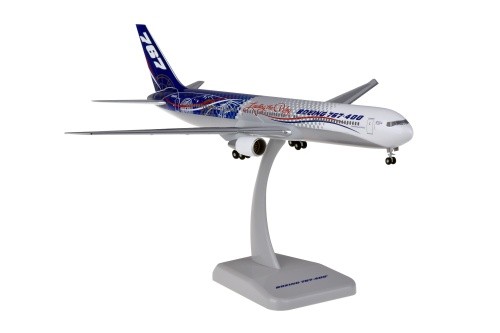 Hogan boeing 767 - 767-400er, house