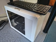Gaming PC: ASUS RX 9060 XT