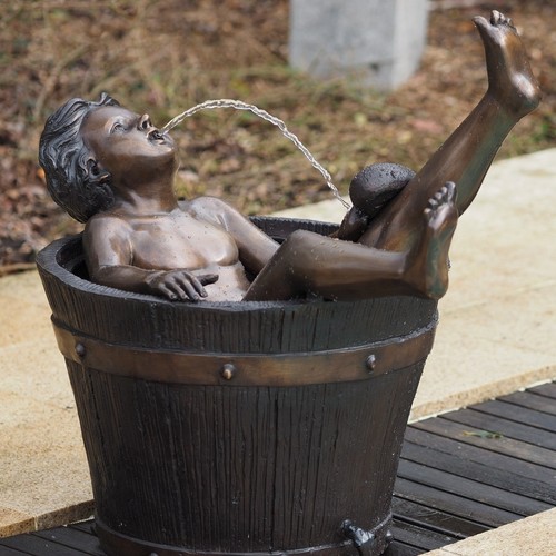 Bronzefigur badender fritz - bronzefigur, in
