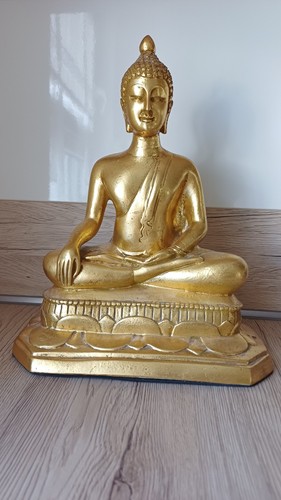 Buddha figur goldfarbene - buddha,