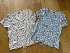 2 Montego Blusen mit Blumen