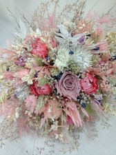 Trockenblumenstrauß