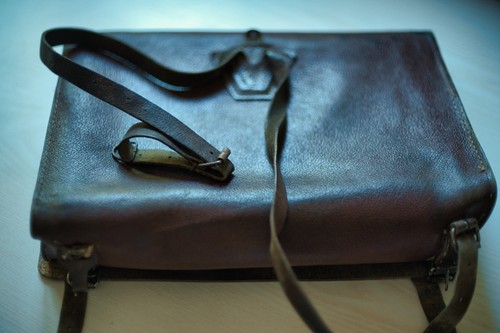 Alter schulranzen aus echtem - ,