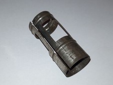 1 Abschirmbecher (für ECL86) aus Saba Freiburg Automatic 100 - Röhrenradio