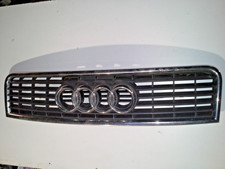 Audi A4 8E B6 Grill