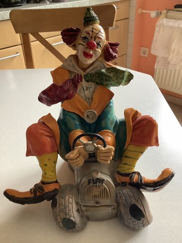 Deko clown aus kunststoff - deko,