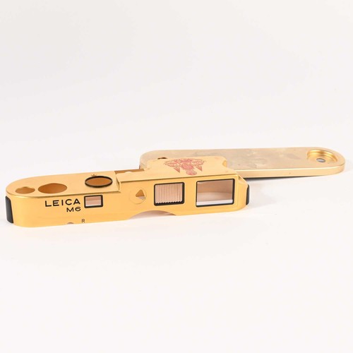 Leica gold special edition - gold,
