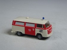 (YG-36) Brekina VW T2 Feuerwehr KTW Flughafen Düsseldorf