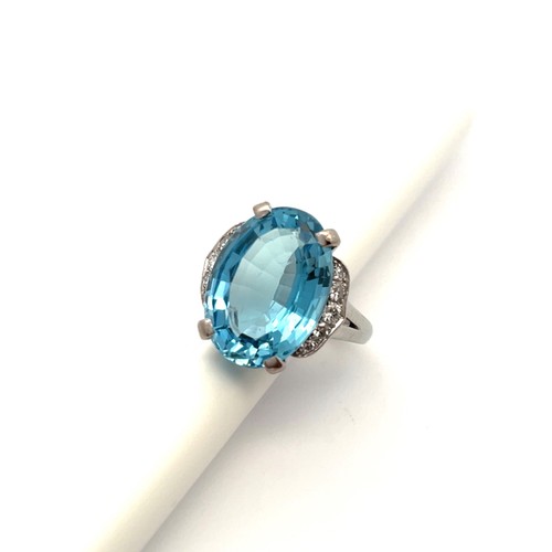 Aquamarin ring 750 - aquamarin, in