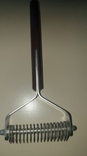 Mars Stainless Trimmstriegel, gebraucht, 18 Klingen