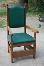 Antiker Hochlehnstuhl mit