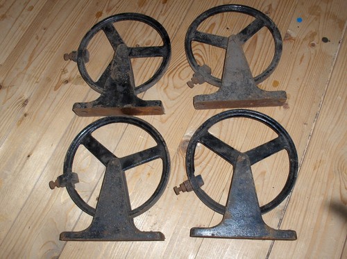 Vier eiserne räder wohl - eiserne, von