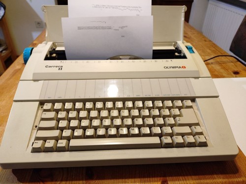 Schreibmaschine olympia - schreibmaschine,