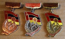 3 Stück Abzeichen  SOZIALISTISCHES ARBEITSJUBILÄUM  SDAG WISMUT  *16 