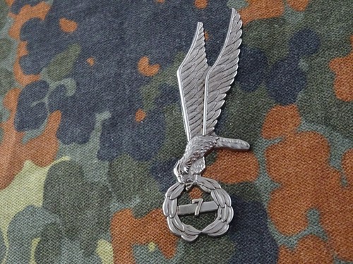 A29 badge - a29-37),