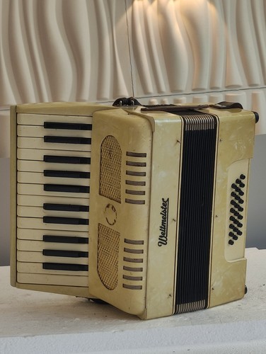 Piano accordion music - +piano, accordion,