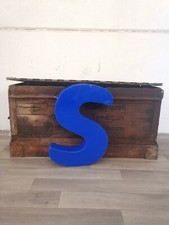 Vintage Leuchtbuchstabe S blau