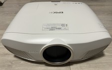 Epson EH-TW7400 PRO-UHD-HDR 4K enhanced 2.400 Lumen ca. 400H Betriebsstunden.