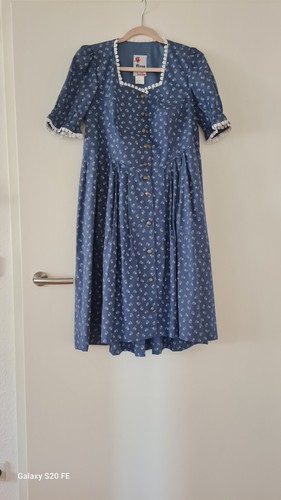 Landhauskleid aus bayern mit - aus,