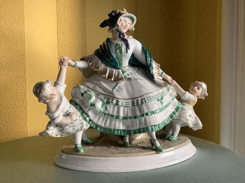 Tanzende mutter mit - tanzende,