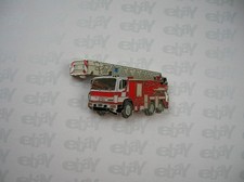 FEUERWEHR - Pin.     Motiv