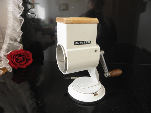 Reibemaschine doppelreibe - reibemaschine,