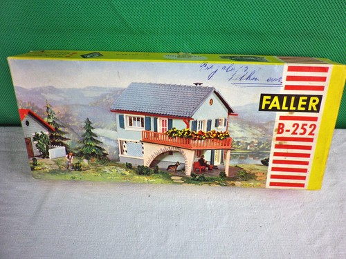 Faller 252 wohnhaus mit - b-252,
