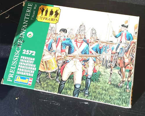 Revell 2573 7 years - revell,