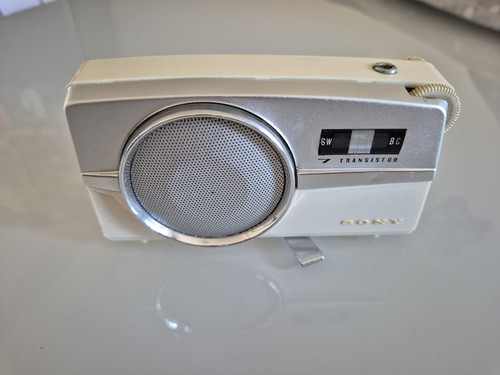 Vintage sony transistor radio - vintage,