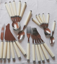 24 Teile Besteck Campingbesteck Outdoorbesteck Essbesteck Gabel Messer Löffel