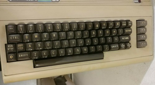Commodore c64 brotkasten - 64,