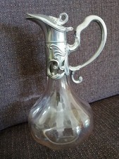 Antike Glaskaraffe -Weinkaraffe mit Entenschnabel-Ausguss