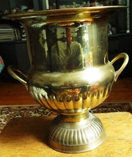 Große  Kupfervase, Bodenvase