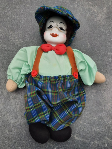Clown mit porzellankopf - clown,