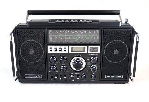 Grundig Satellit 2400 Stere