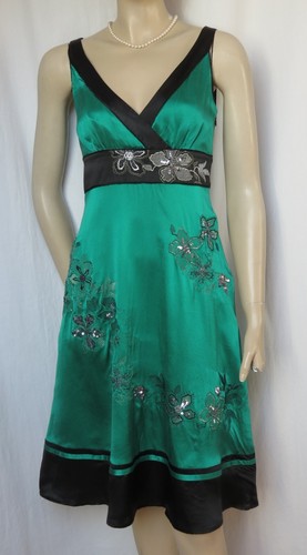 Seidenkleid grün schwarz - 34,