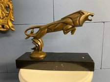 Bronze Skulprur Automaskottchen eines springenden Löwe Nach C.Brau