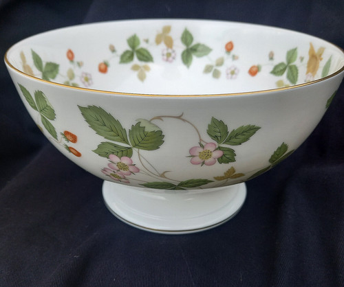 Wedgwood wild strawberry fuß - wedgwood,