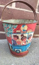 Sammlerstück, alt, DDR rostig Eimer Sandspielzeug Bepflanzung Garten 