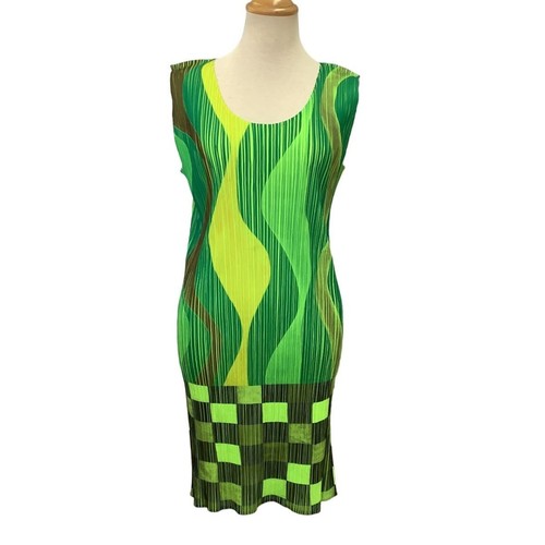 Issey miyake pleats - issey,