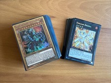 Yugioh Dino Deck Set Core mit Hüllen Dinosaurier