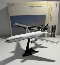 Lufthansa Cargo MD-11F 1:200