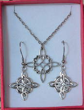 Hexenknoten Halskette und Ohrringe koordiniertes Set aus Stahl Hexe Wicca