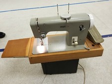 Pfaff 90 Halbnähmaschine --- ERSATZTEILE/REPARATUR