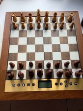 Millennium The King Performance Schachcomputer, Braun, M830, Version1.40