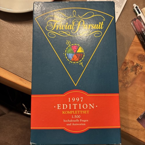 Trivial pursuit 1997 edition - pursuit,