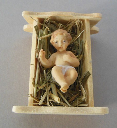 Jesuskind lang mit holz - lang,